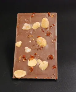 Orangenlade (29% Kakaoanteil) mit getrockneten Rosenblüten & Pistazien, 90g – Ansicht 32 – Michis Schokoatelier