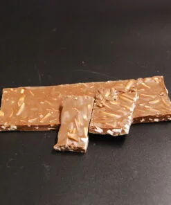 Orangenlade (29% Kakaoanteil) mit getrockneten Rosenblüten & Pistazien, 90g – Ansicht 26 – Michis Schokoatelier