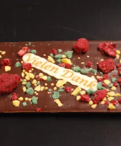 Orangenlade (29% Kakaoanteil) mit getrockneten Rosenblüten & Pistazien, 90g – Ansicht 11 – Michis Schokoatelier