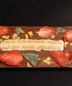 Orangenlade (29% Kakaoanteil) mit getrockneten Rosenblüten & Pistazien, 90g – Ansicht 8 – Michis Schokoatelier
