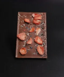 Maracaibo-Schokolade (49% Kakaoanteil) mit Erdbeeren & Kakaonibs 80g