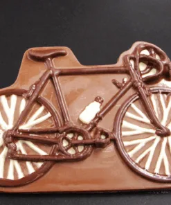 Fahrrad aus Vollmilch-Schokolade (40% Kakaoanteil)190g