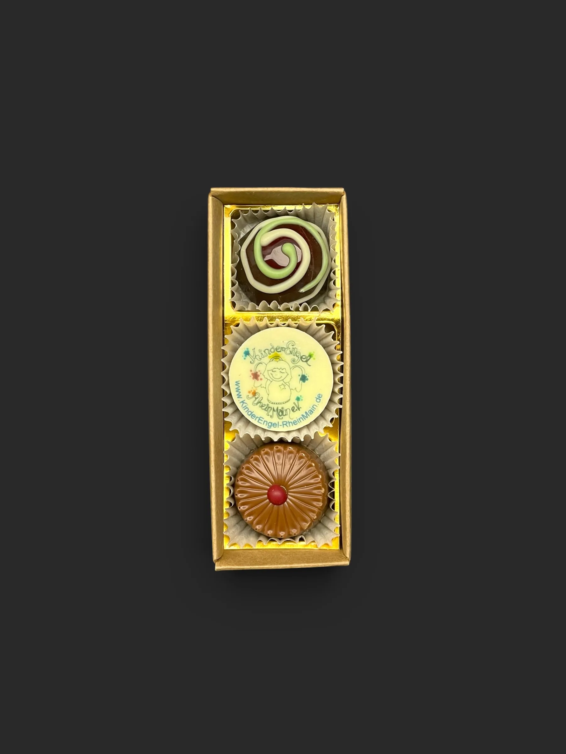 Geschenkschachtel mit 3 (Logo-) Pralinen (mind. 10 Schachteln) – geöffnet – Michis Schokoatelier