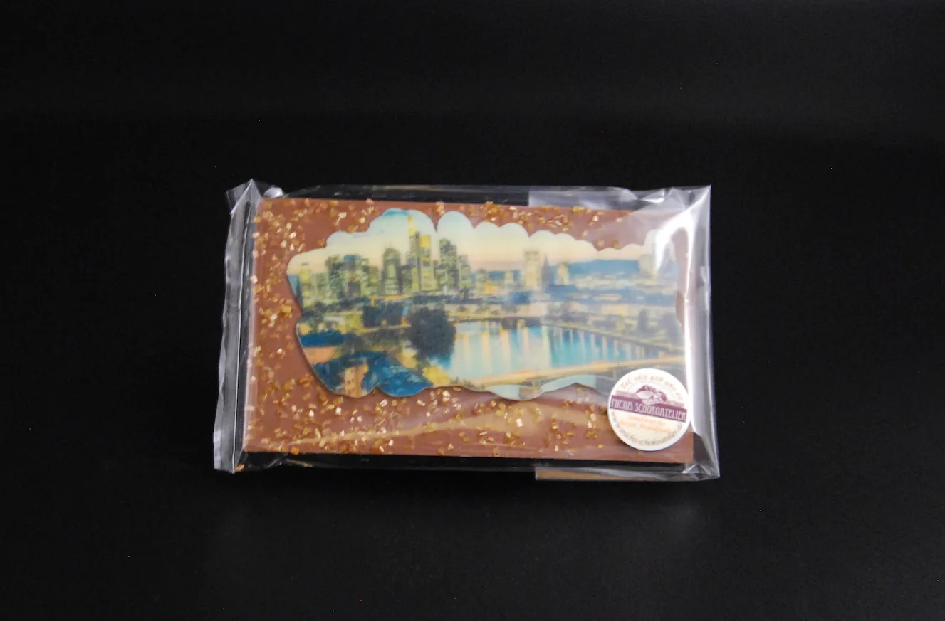 Maracaibo-Schokolade (65% Kakaoanteil) mit Frankfurter Skyline (bunt)