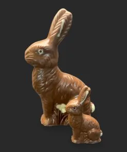Nostalgischer Osterhase aus Mandel-Schokolade vegan