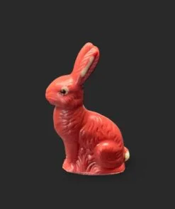 Nostalgischer veganer Osterhase aus Erdbeerlade, handgegossene Erdbeer-Schokolade, 100 g aus Michis Schokoatelier