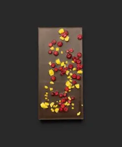 Maracaibo-Schokolade aus 88% Kakao mit Johannisbeeren & Passionsfrucht – handgefertigt in Michis Schokoatelier in Frankfurt.