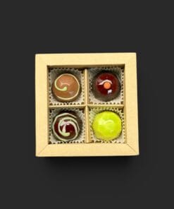 Frankfurter Spezialitäten Pralinenmischung mit Apfelwein, Grüner Soße und Bethmännchen – handgefertigt in Michis Schokoatelier in Frankfurt