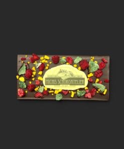 Schokoladentafel aus Zartbitterschokolade (65 % Kakao), mit Aufschrift „HimbeerMinzPassion LOGO“, mit Himbeere