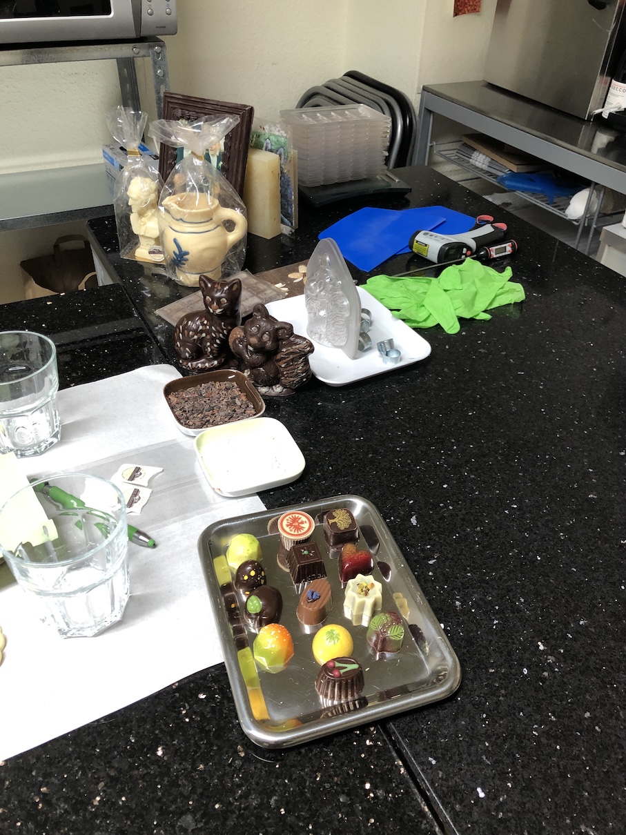 Schokoladen-Herstellung (Gruppen) – Ansicht 2 – Michis Schokoatelier