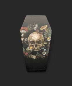Pralinenschachtel in Sargform mit Totenkopf-Motiv